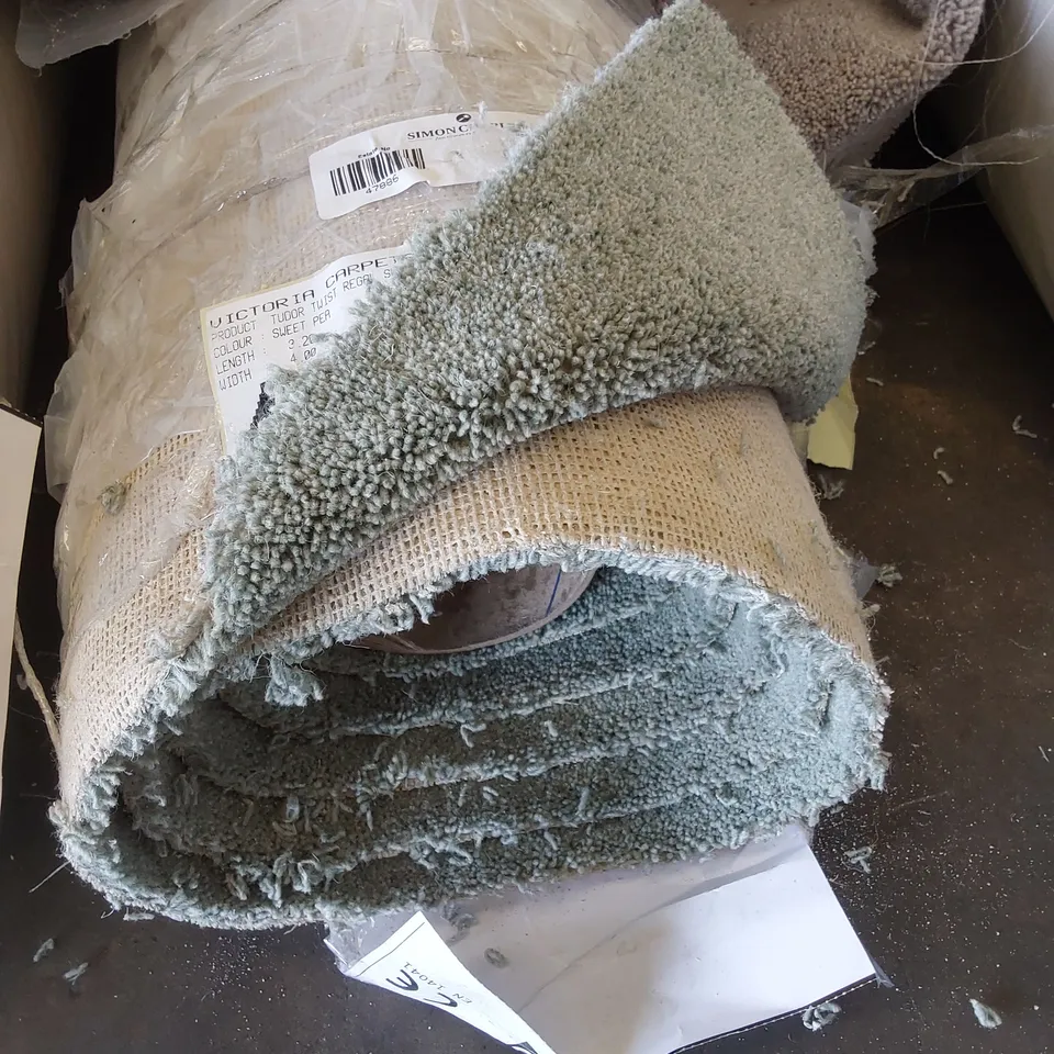 ROLL OF QUALITY TUDOR TWIST REGAL SWEET PEA CARPET // SIZE: APPROXIMATELY 4 X 3.2m