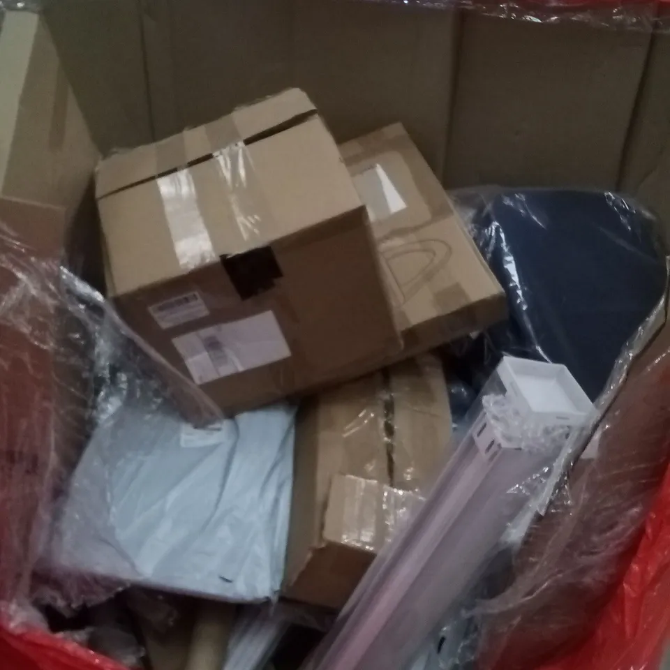 PALLET OF ASSORTED ITEMS INCLUDING AIR COOLER, KITCHEN FAUCET, TOILET SEAT, VENETIAN BLIND, PORTABLE WARDROBE 