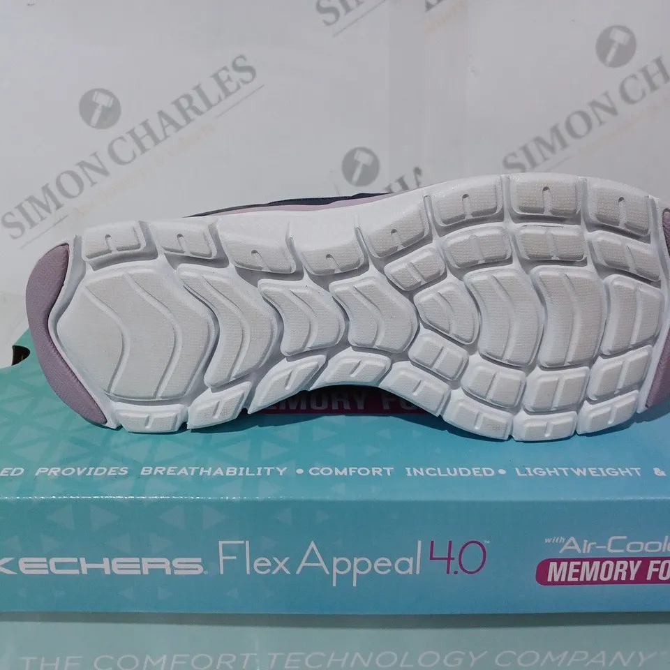 BOXED SKETCHERS FLEX APPEAL 4 LADIES TRAINERS - SIZE 5