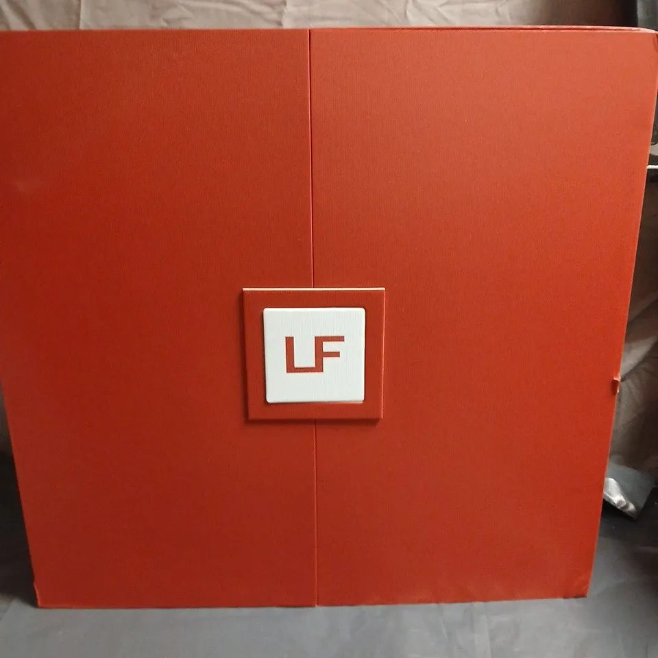 LOOK FABULOUS ADVENT CALENDAR GIFT BOX