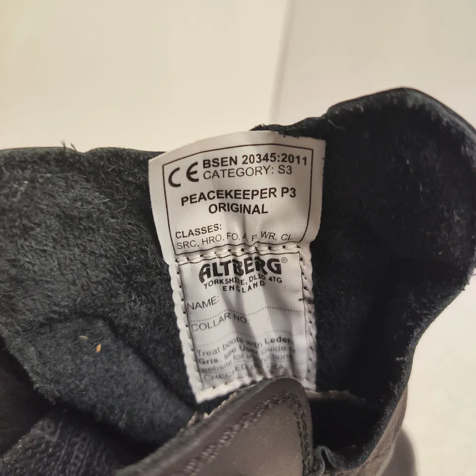 ALT-BERG PEACEKEEPER P3 ORIGINAL BOOTS – BLACK SIZE 11