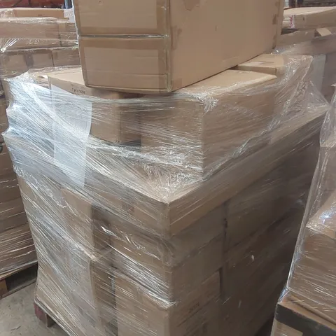 PALLET CONTAINING A LARGE QUANTITY OF ASSORTED LIGHTING PRODUCTS