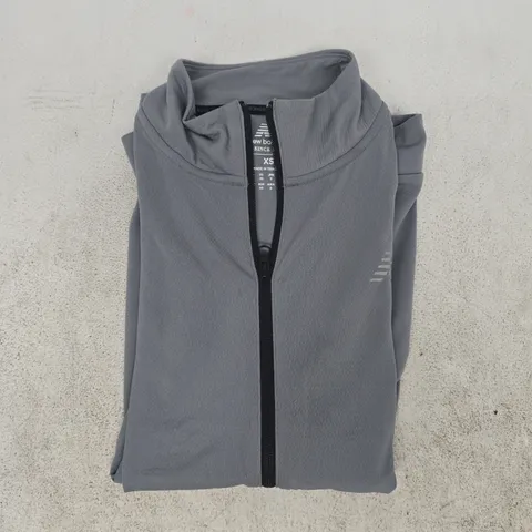 NEW BALANCE LONG SLEEVE ZIP-THROUGH TOP IN GREY SIZE XS