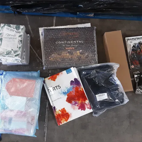 PALLET OF ASSORTED HOMEWARE ITEMS TO INCLUDE CRAFTS SUPPLIES, CALENDARS, CLOTHES ETC