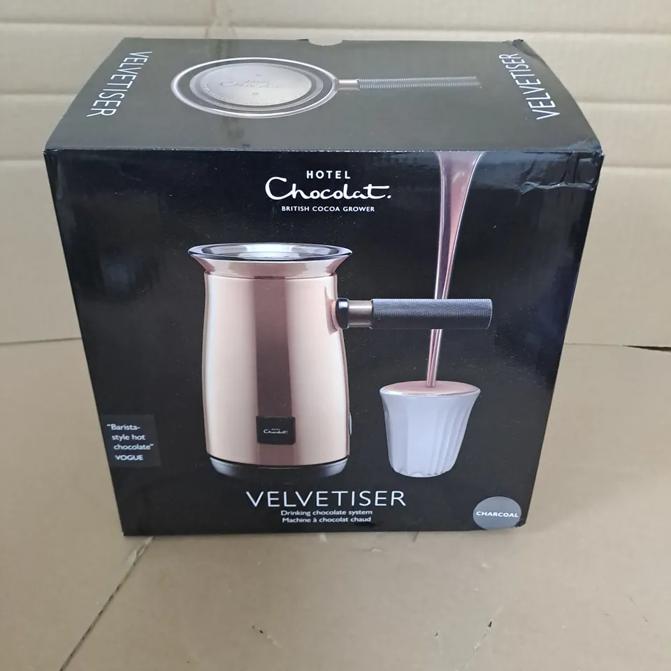 BOXED HOTEL CHOCOLAT VELVETISER DRINKING CHOCOLATE SYSTEM 