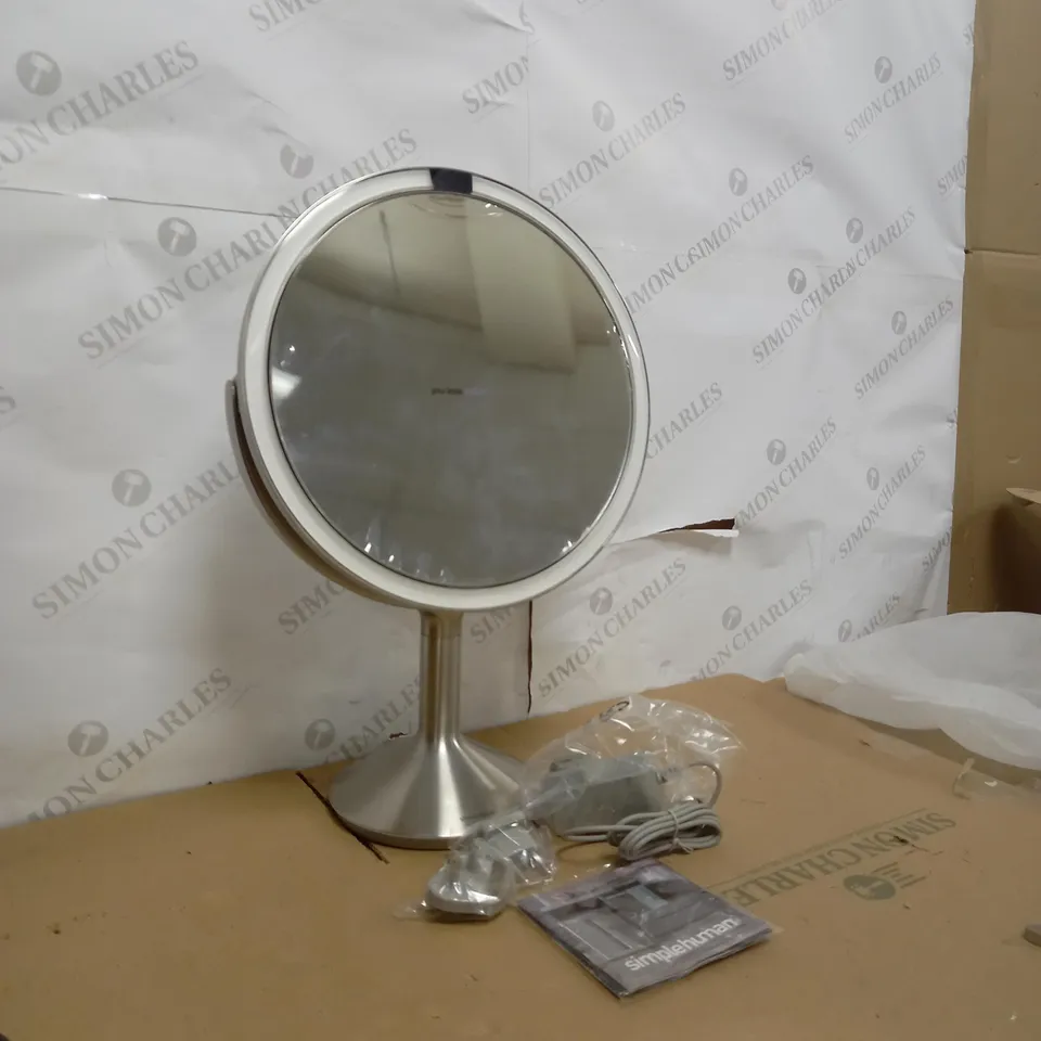 SIMPLEHUMAN SENSOR MIRROR TRIO MAX 