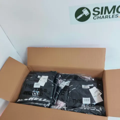 BOX OF APPROXIMATELY 15 ASSORTED CLOTHING ITEMS TO INCLUDE: MICHELIN T SHIRT 2XL