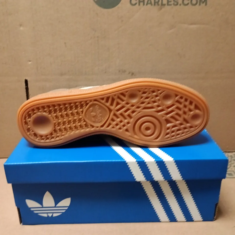 ADIDAS HANDBALL SPEZIAL W TRAINERS – GREY SUEDE, UK 5