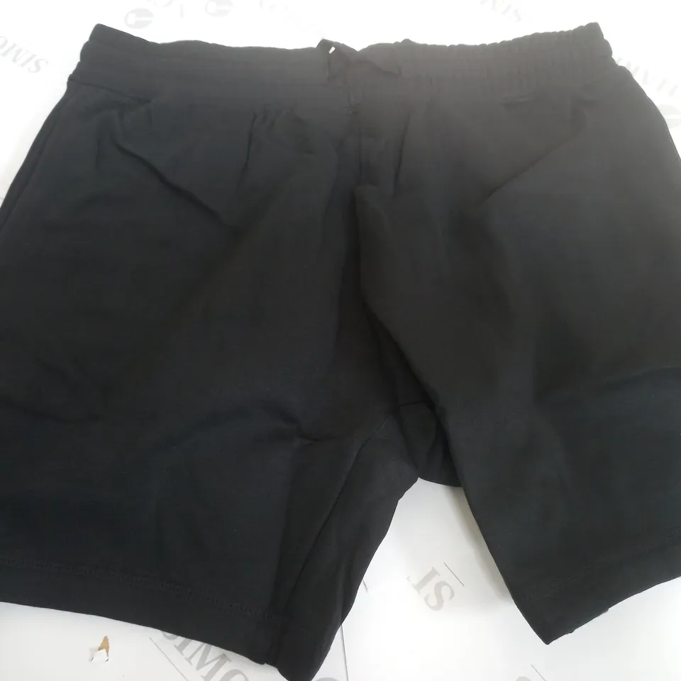 GYMSHARK BLACK JOGGING SHORTS  - L