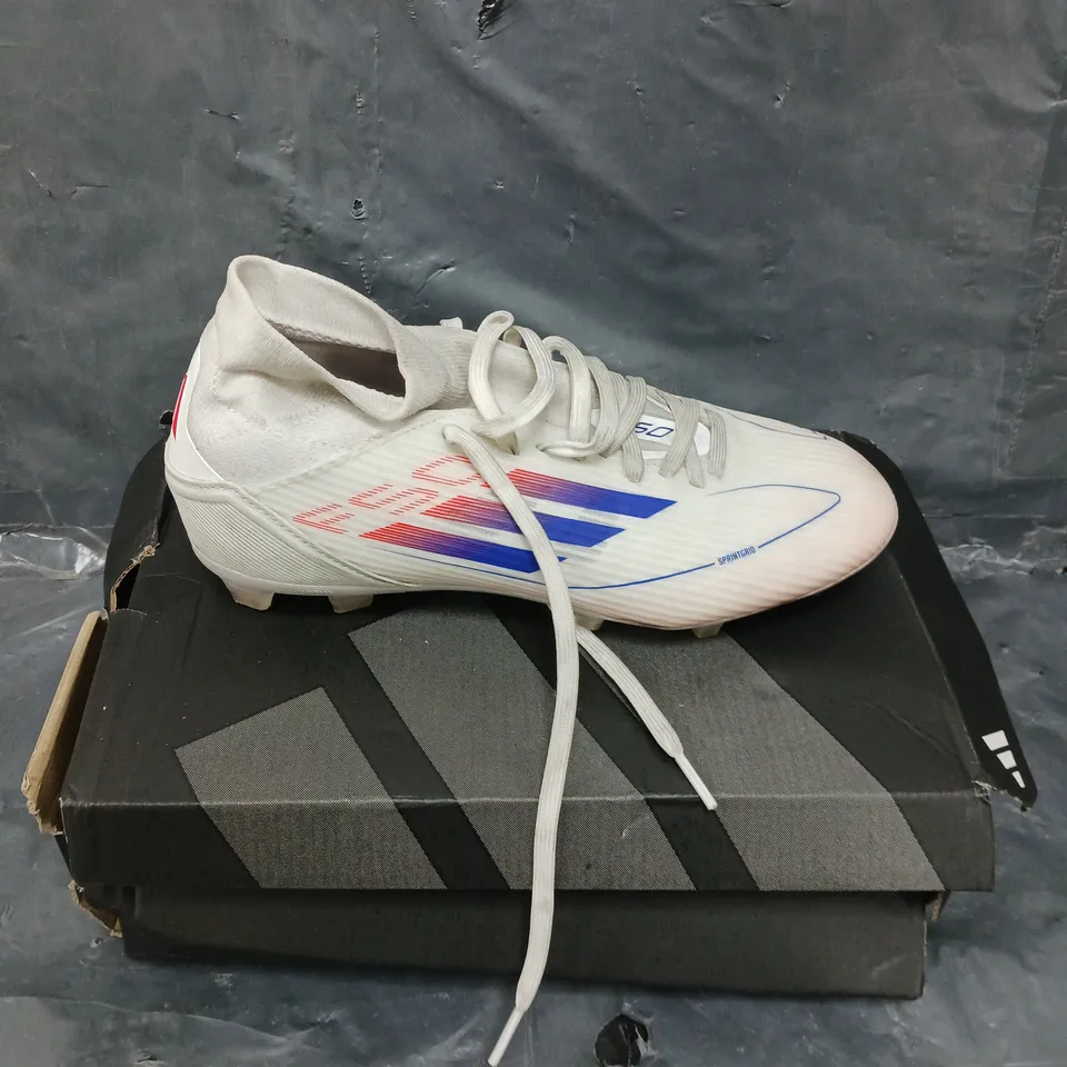 PAIR OF ADIDAS F50 FOOTBALL BOOTS IN WHITE - 6