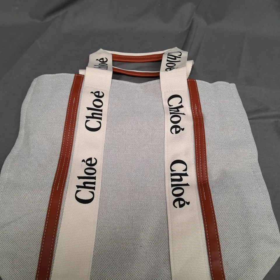 CHLOE BEACH BAG IN BEIGE 