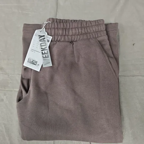 WEEKDAY JOGGERS IN BROWN SIZE SMALL