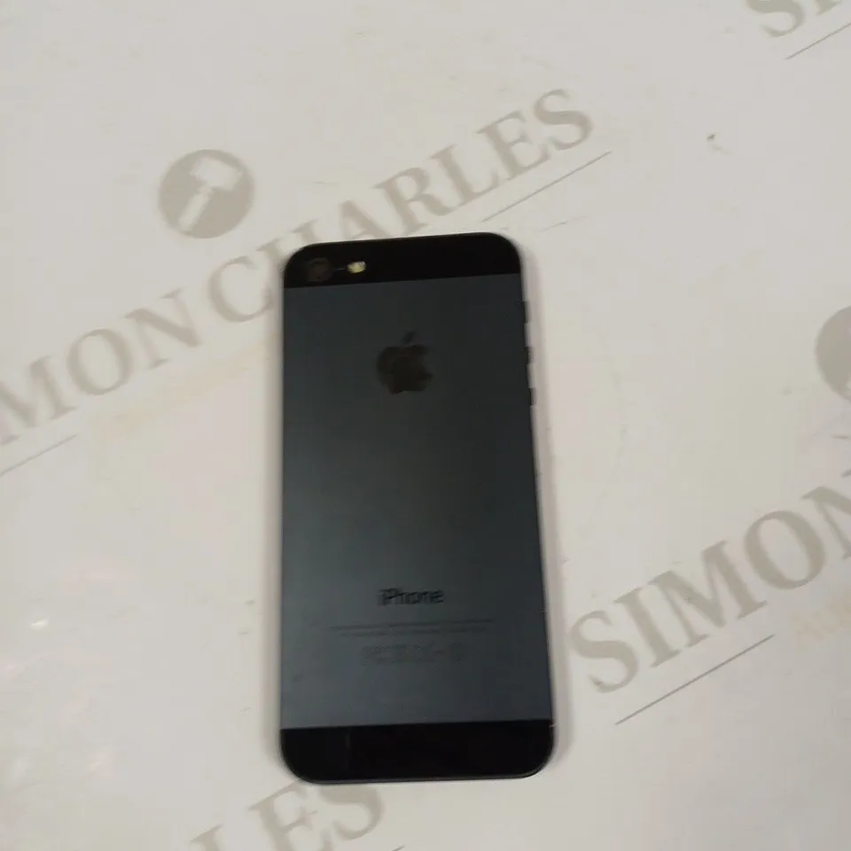 APPLE IPHONE 5 (A1429) SMARTPHONE 