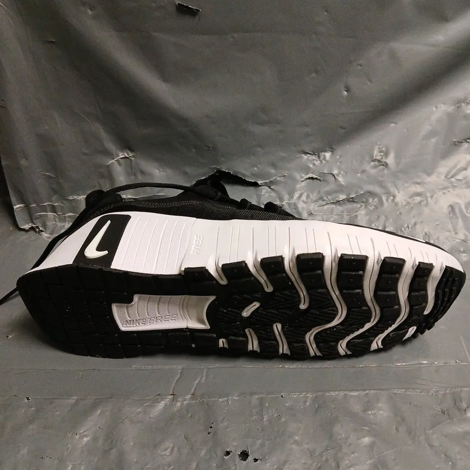 NIKE FREE TRAINERS IN BLACK - 7