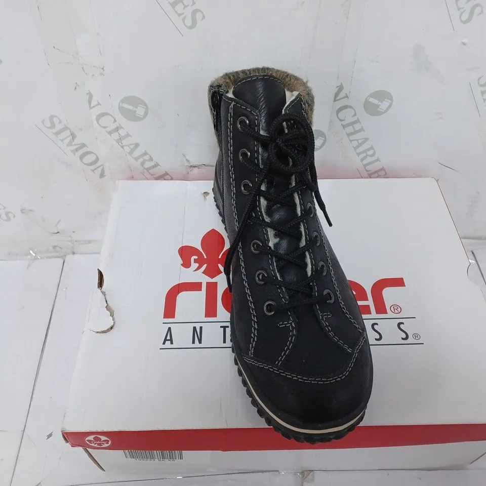 BOXED PAIR OF RIEKER LACE UP BOOTS IN BLACK SIZE 6