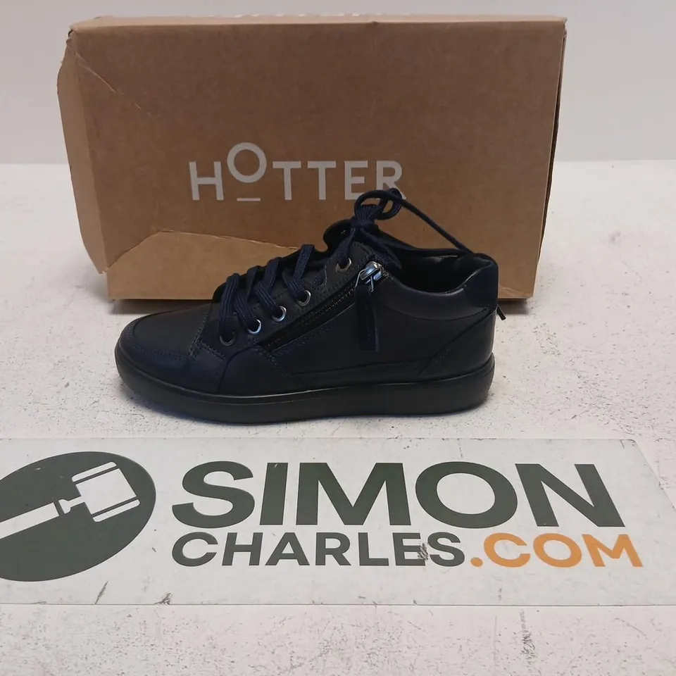 HOTTER NAVY METALLIC RAPID WIDE SHOES – UK3 (US5, EU36) – WOMEN'S