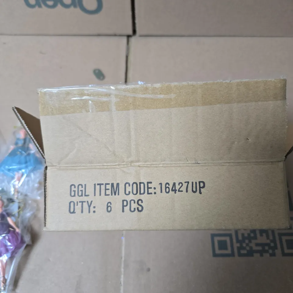 BOX OF GISELA GRAHAM SMALL PRINCESS DECORATIONS 