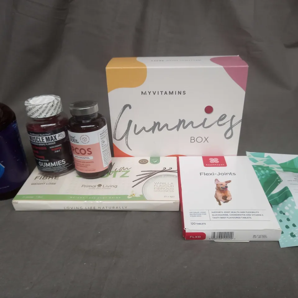 APPROXIMATELY 12 ASSORTED FOOD AND DRINK ITEMS TO INCLUDE MY VITAMINS, PREGNANCY GUMMIES, FLEXI-JOINTS, SLIM SHOTZ - COLLECTION ONLY