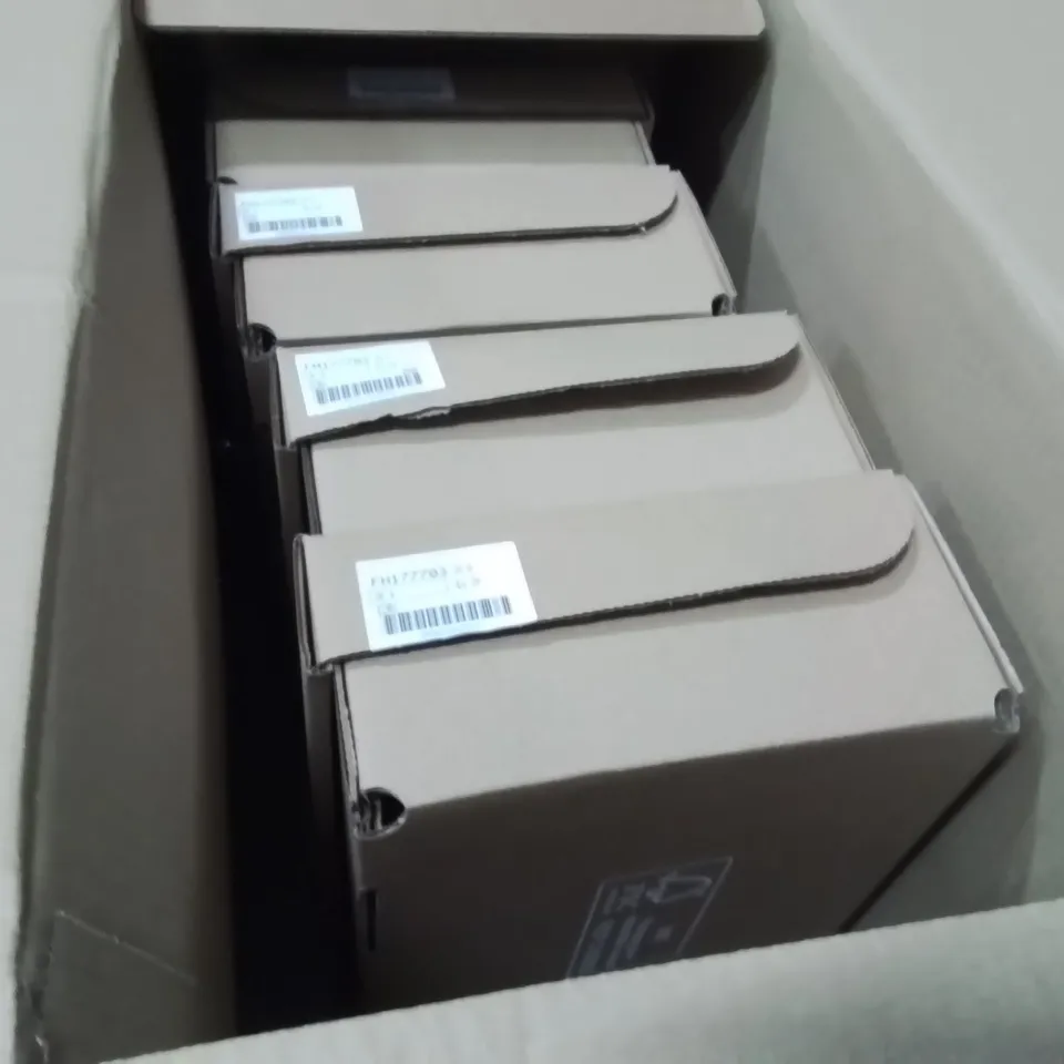 BOXED BRAND NEW APPROXIMATELY 5 SIMPLY BE OSLO EXTRA WIDE SHOES SIZE 6 ECRU