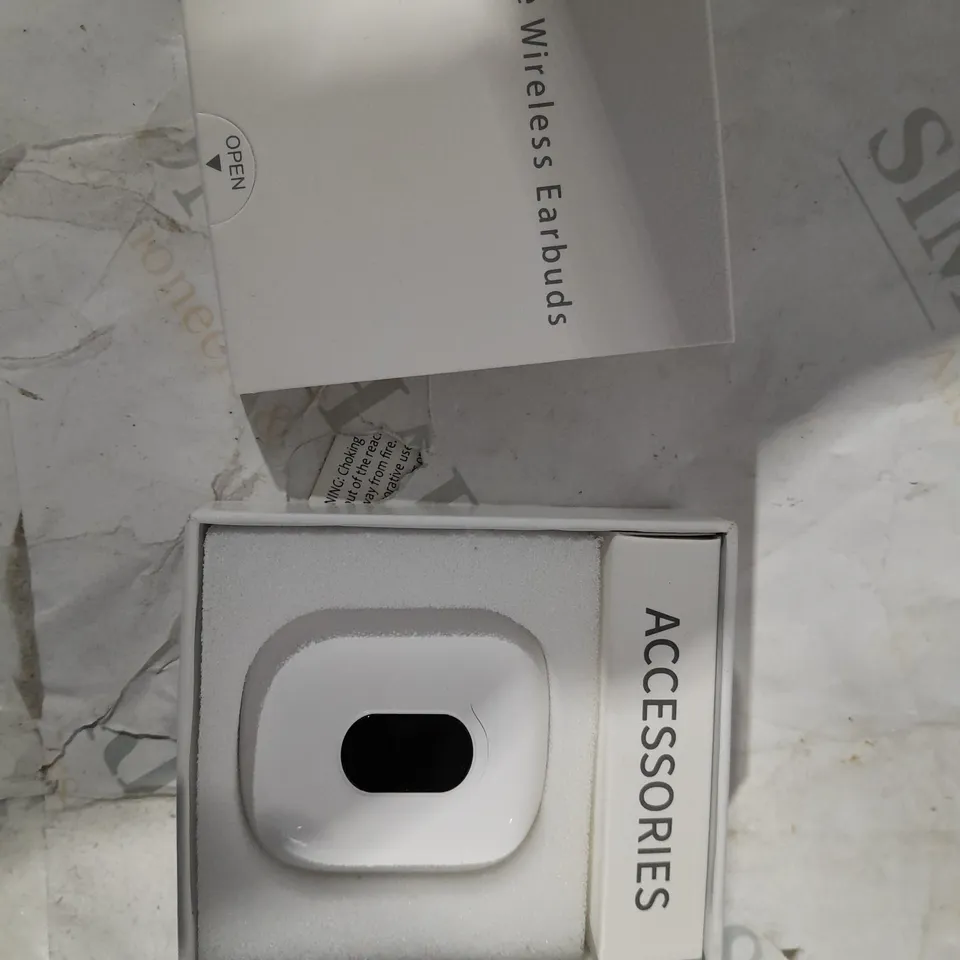 APTKDOE IS07 TRUE WIRLESS EARBUDS