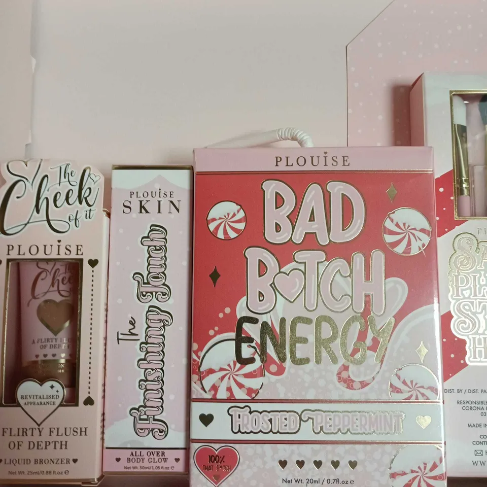 PLOUISE MAKE-UP SET: THE CHEEK OF IT BRONZER, BODY GLOW, SANTA PLEASE STOP HERE BRUSH SET & BAD BITCH ENERGY LIP OIL
