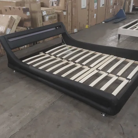 LOLLAR UPHOLSTERED BED FRAME SIZE: DOUBLE (4'6) COLOUR: BLACK