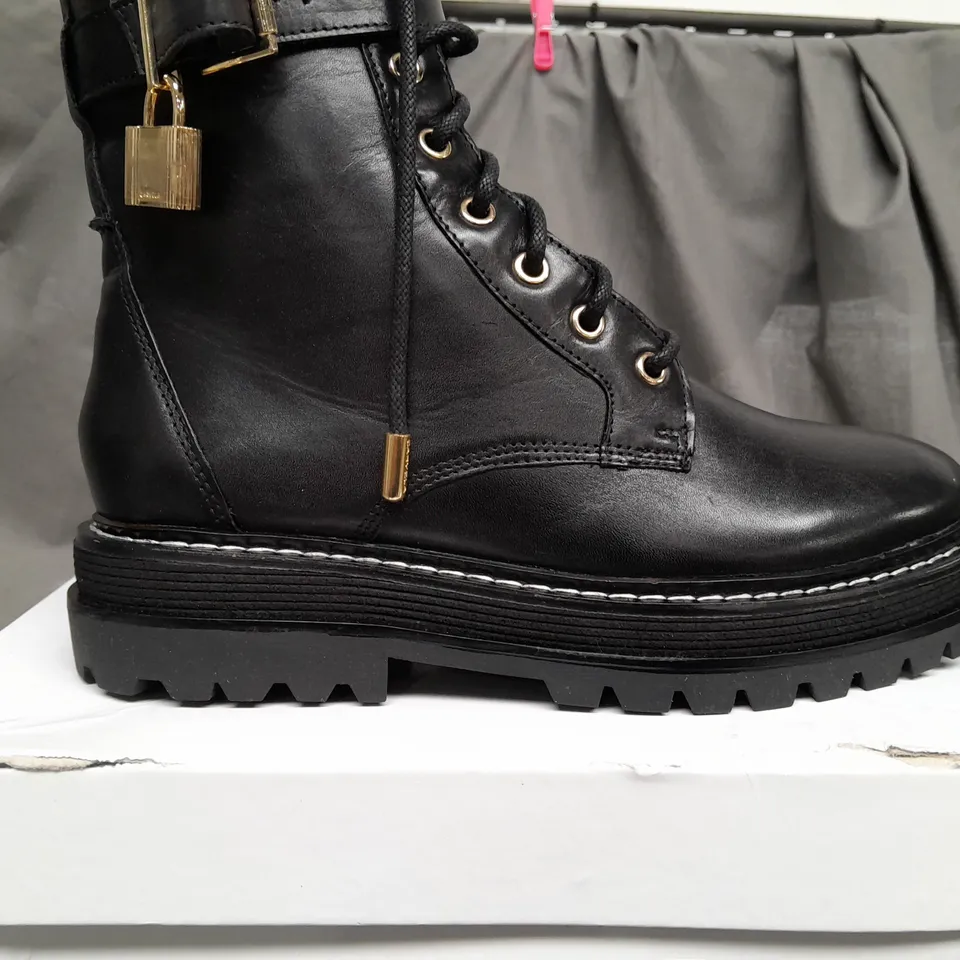 BOXED CARVELA BASE LACE UP BLACK BOOTS - SIZE 39