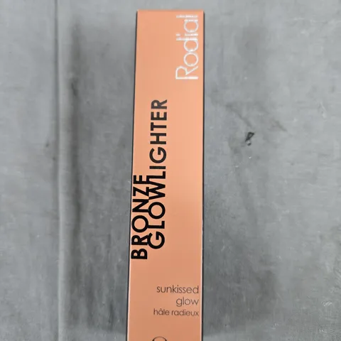 BRONZE GLOW SUN-KISSED GLOW BRONZER