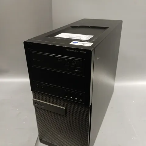 DELL OPTIPLEX 7010 DESKTOP D09M