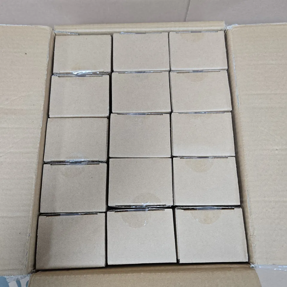 15 X BOXES OF GISELA GRAHAM RIBBED CANDLE STICKS - 12 CANDLES PER BOX