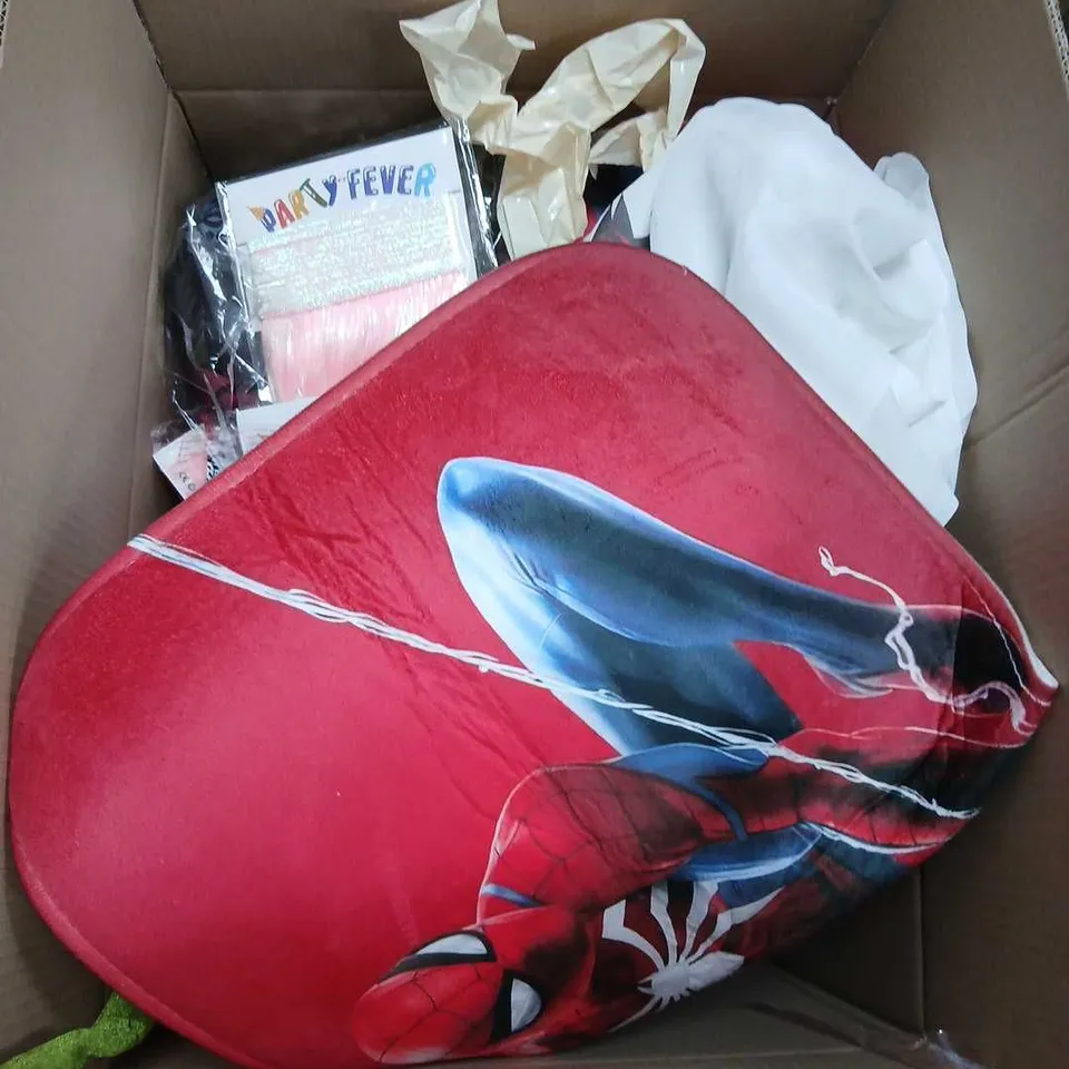 LARGE QUANTITY OF ASSORTED TOYS AND ACCESSORIES