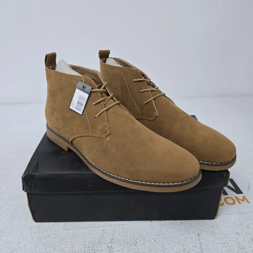 CHARLES SOUTHWELL PANAMA SAND DESERT BOOTS – UK 12