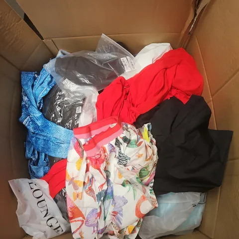 APPROXIMATELY 20 ASSORTED CLOTHING AND FASHION PRODUCTS IN VARIOUS STYLES AND SIZES - COLLECTION ONLY