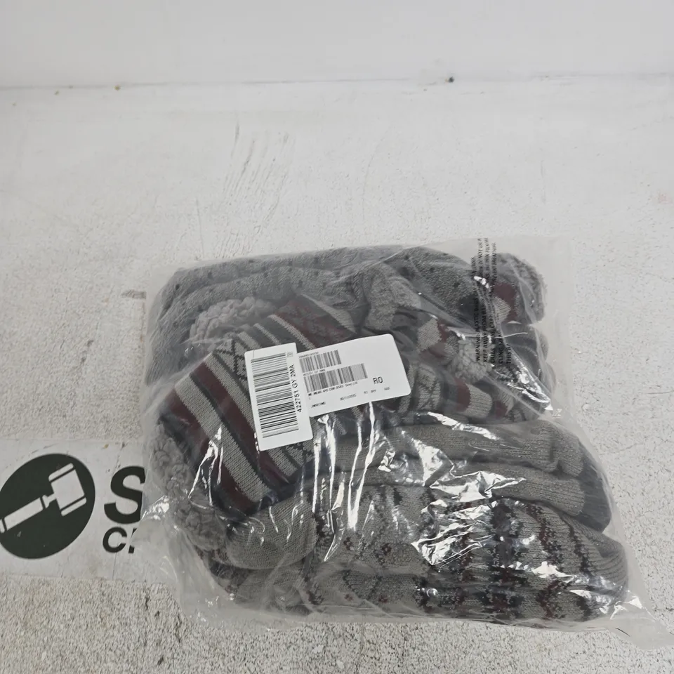 BAGGED MUK LUKS MENS 4 PAIR CABIN SOCKS GREY L/XL