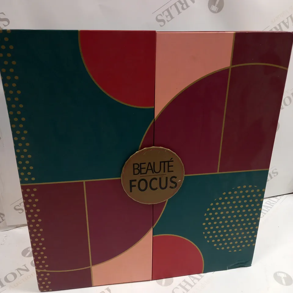 BEAUTE FOCUS BEAUTY ADVENT CALENDER 25 DAY BOX