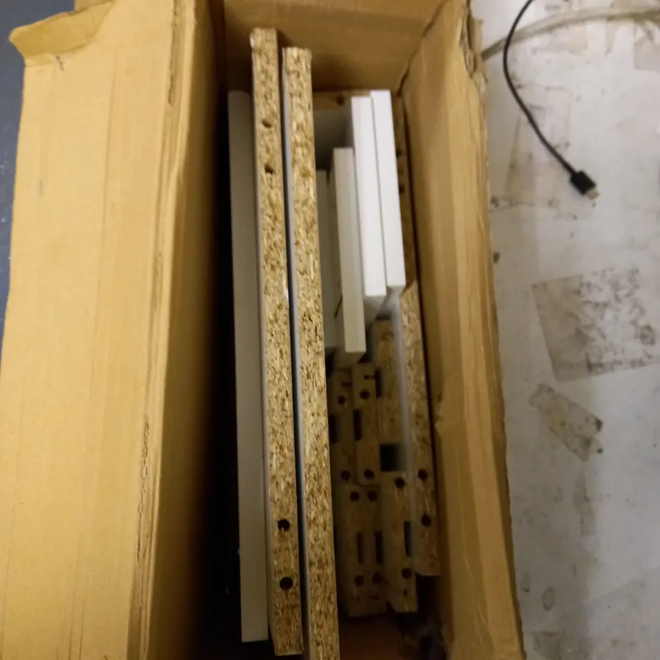 BOXED PANAMA 5 DRAWER CHEST - WHITE (COLLECTION ONLY) RRP £139
