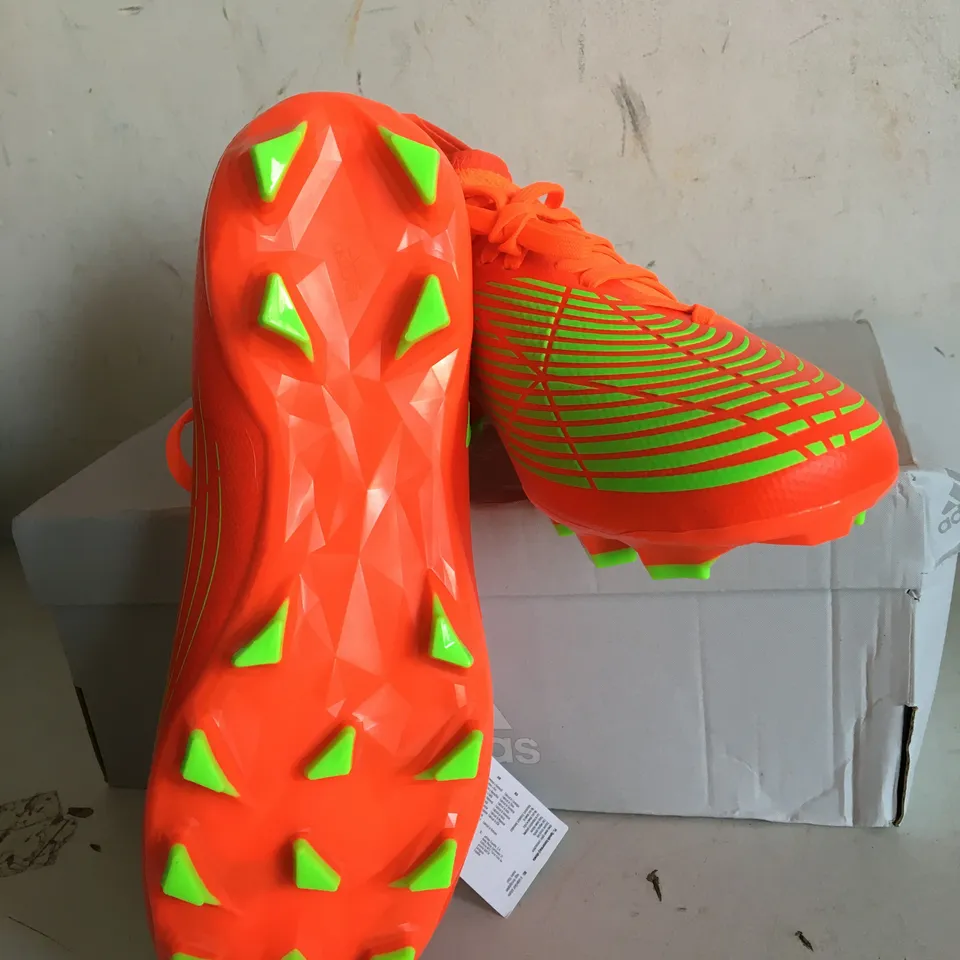 BOXED PAIR OF SIZE 7.5ADIDAS PREDATOR EDGE.3 MG SOLRED 