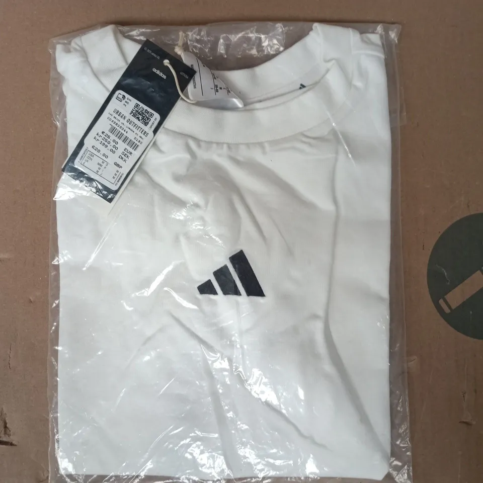 BAGGED ADIDAS CREW-NECK T-SHIRT IN WHITE SIZE MEDIUM