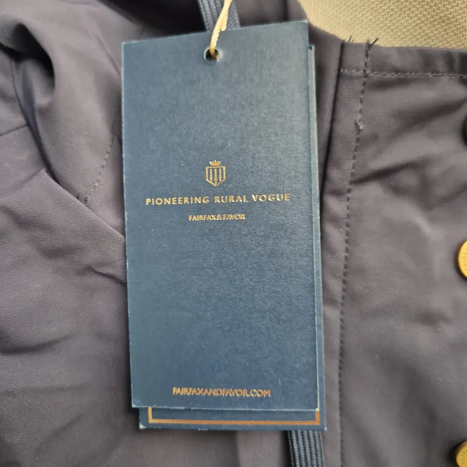 FAIRFAX & FAVOR THE CRESSIDA RAIN COAT, NAVY, UK 12 (MEN'S)