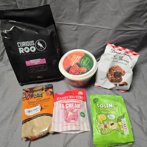 APPROXIMATELY 10 ASSORTED FOOD/DRINK PRODUCTS TO INCLUDE CANDY KITTENS, CURIOUS ROO COFFEE, GROUND CARDAMOM ETC 