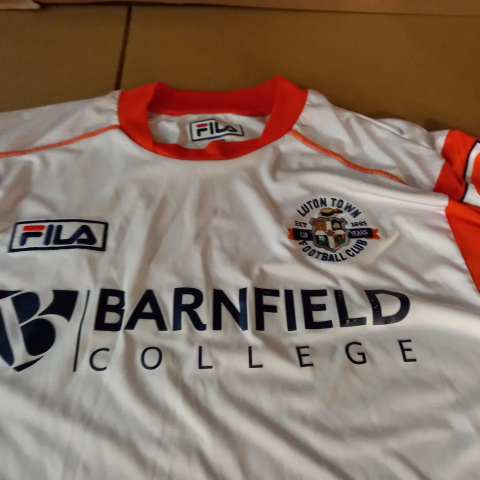 FILA LUTON TOWN FOOTBALL SHIRT - L