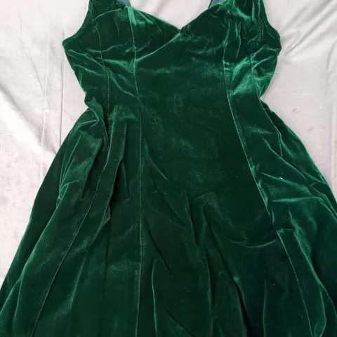 CIDER DARK GREEN VELVET DRESS SIZE SMALL
