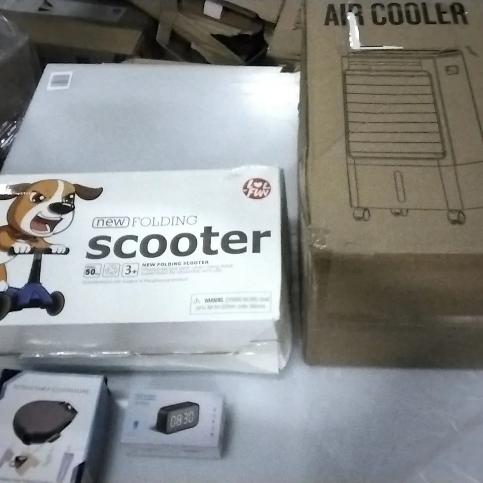 PALLET OF ASSORTED ITEMS INCLUDING A FOLDING SCOOTER , AIR COOLER , RETRACTABLE CLOTHES LINE , ALARM CLOCK 