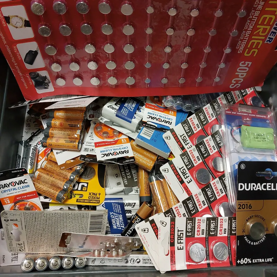 BOX OF APPROX 20 PACKS OF BATTERIES OF ASSORTED SIZES 