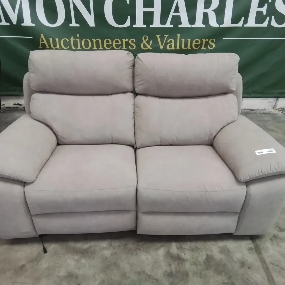 QUALITY ITALIAN DESIGNER PATRIZIO POWER RECLINING TWO SEATER SOFA FAWN FABRIC