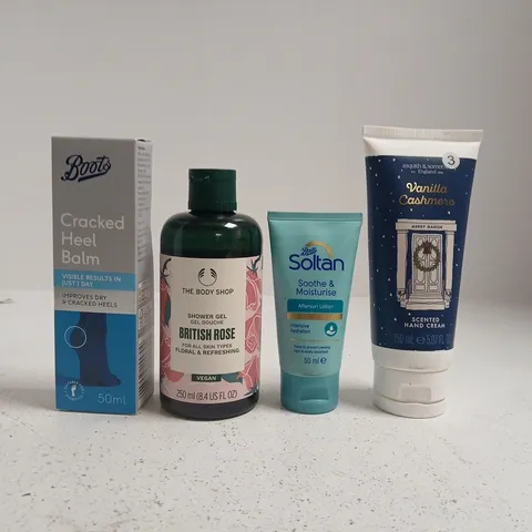 APPROXIMATELY 15 ASSORTED COSMETIC ITEMS INCLUDING VARIOUS MAKES AND BRANDS - COLLECTION ONLY