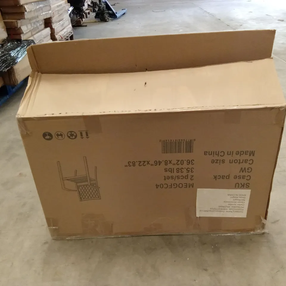 BOXED SET OF 2 METAL OUTDOOR GARDEN DINING CHAIRS 
