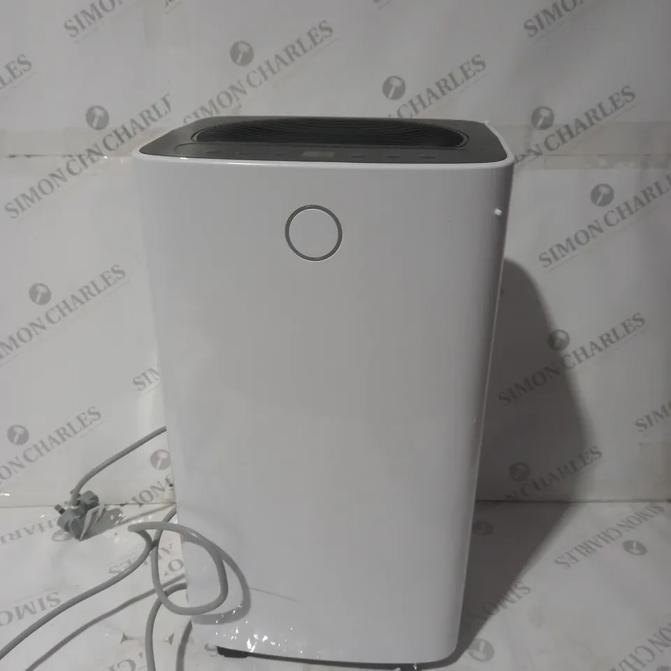 BOXED 12L DEHUMIDIFIER WITH 2L WATER TANK AND TIMER