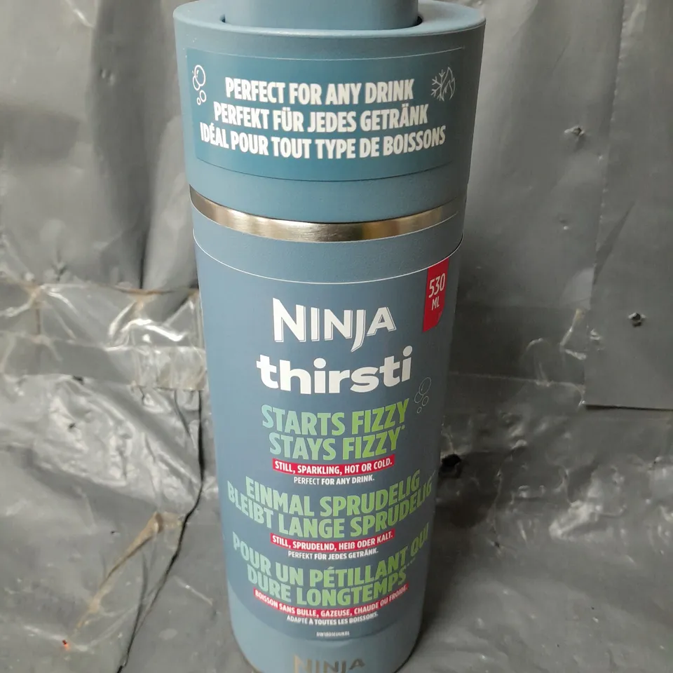 NINJA THIRSTI 530ml BOTTLE IN LIGHT BLUE