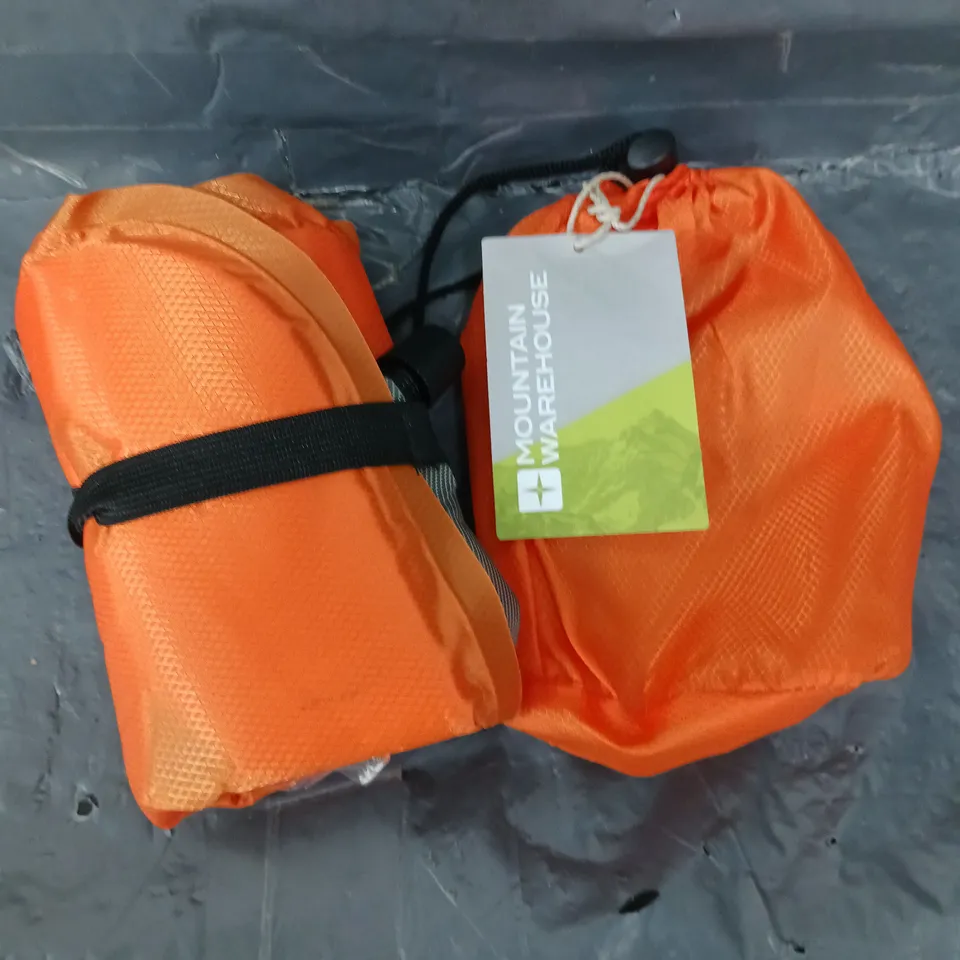 MOUNTAIN WAREHOUSE ULTIMATE SELF INFLATING SIT MAT IN ORANGE 